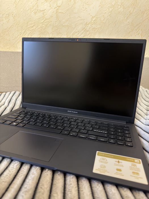 Ноутбук ASUS VivoBook M1502IA