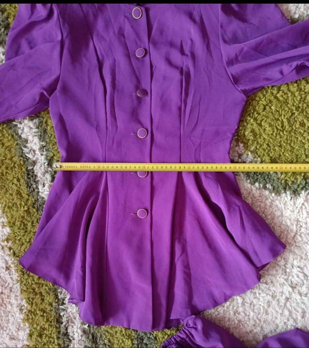 Piękny rzakiet  firmy Amadeus fashion