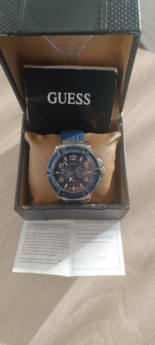 Relógio Guess (W0040G7) Quartz Chronograph Leather Strap-Blue
