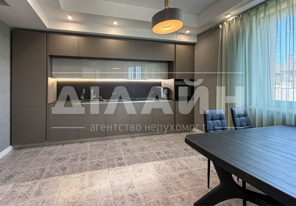 Перша сдача ! Дом Віп рівня у елітному районі