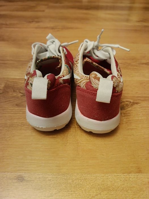 Buty sportowe 34