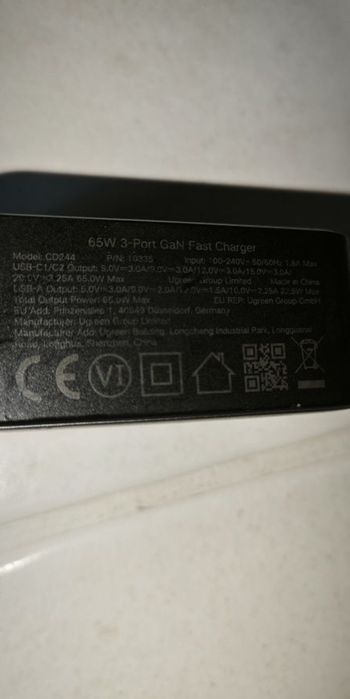 Carregador UGREEN CD244 (USB-C, USB-A - 65W - Preto)