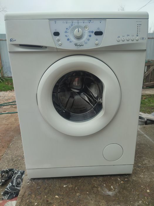 Стиральная машина Whirlpool 6 кг
