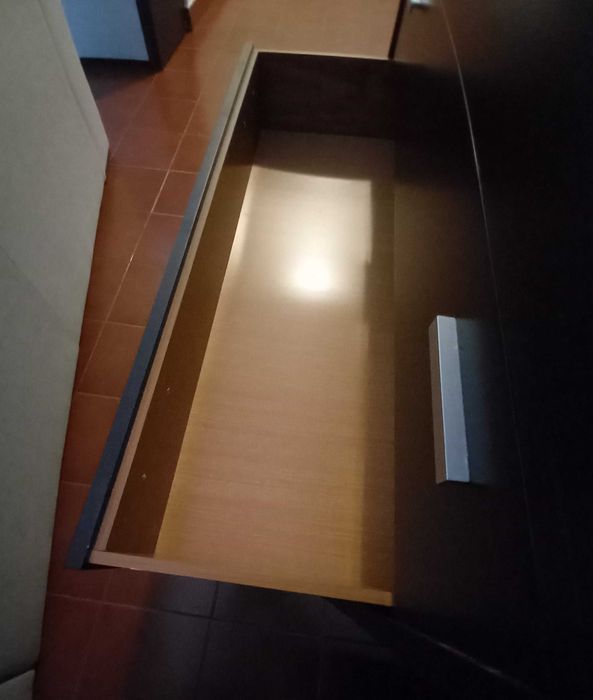 Cómoda madeira maciça