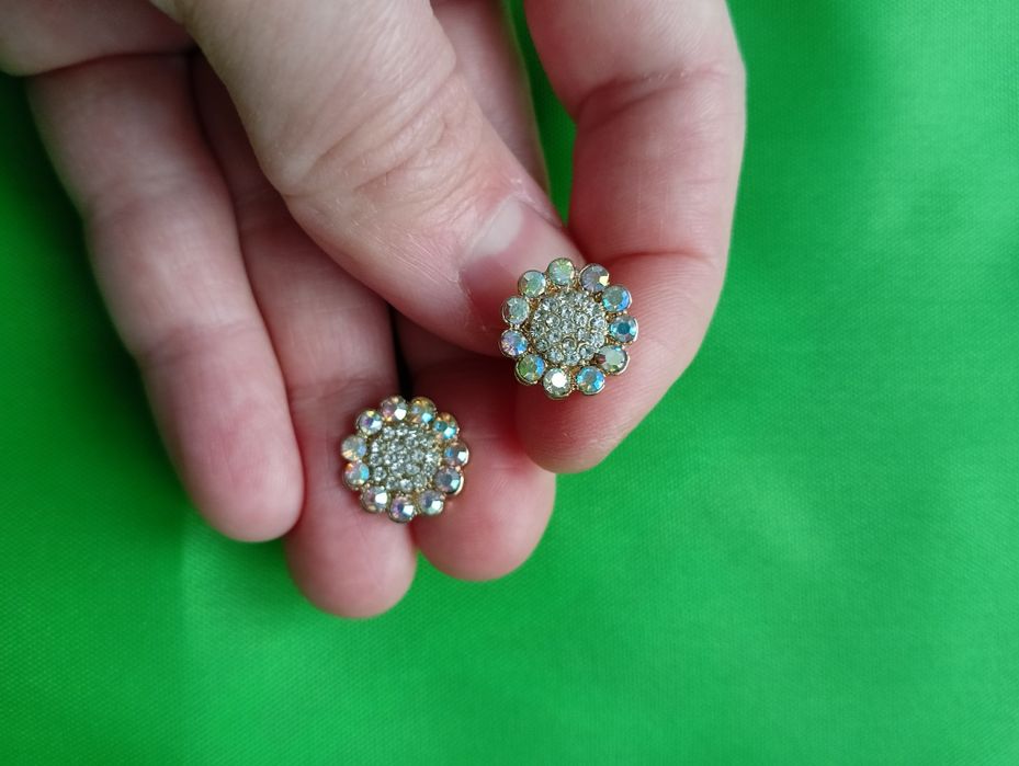 Kolczyki sztyfty srebrno- opalizujące