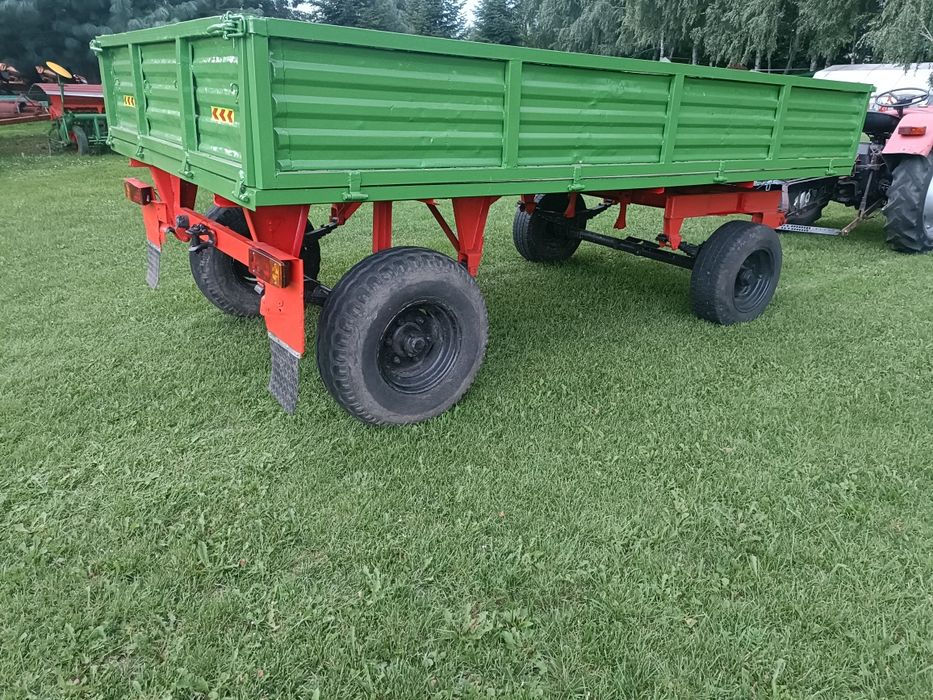 przyczepa sztywna nowa podłoga
