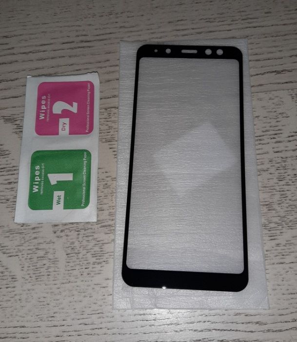 Защитное стекло Samsung Galaxy A8 2018