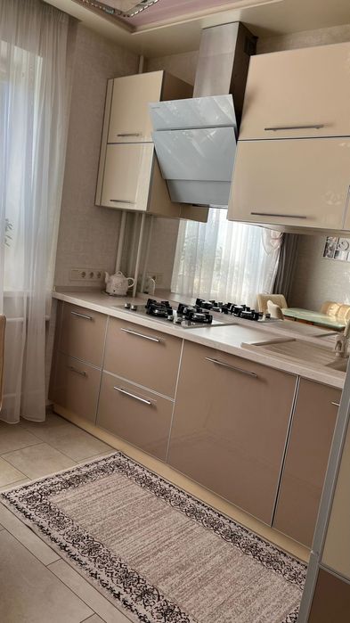 Сдам посуточно понедельно однокомнатную квартиру