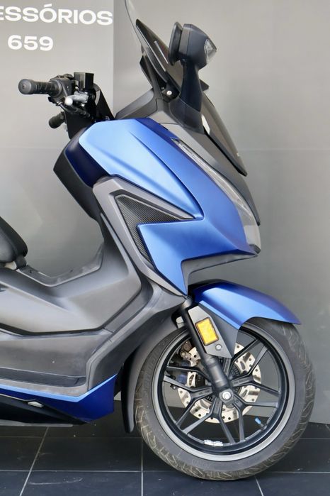 Honda forza 125 ( RESERVADA)