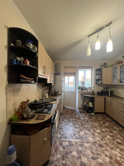Продаж 1 кім квартири біля Львова , Винники , Емелі Резорт