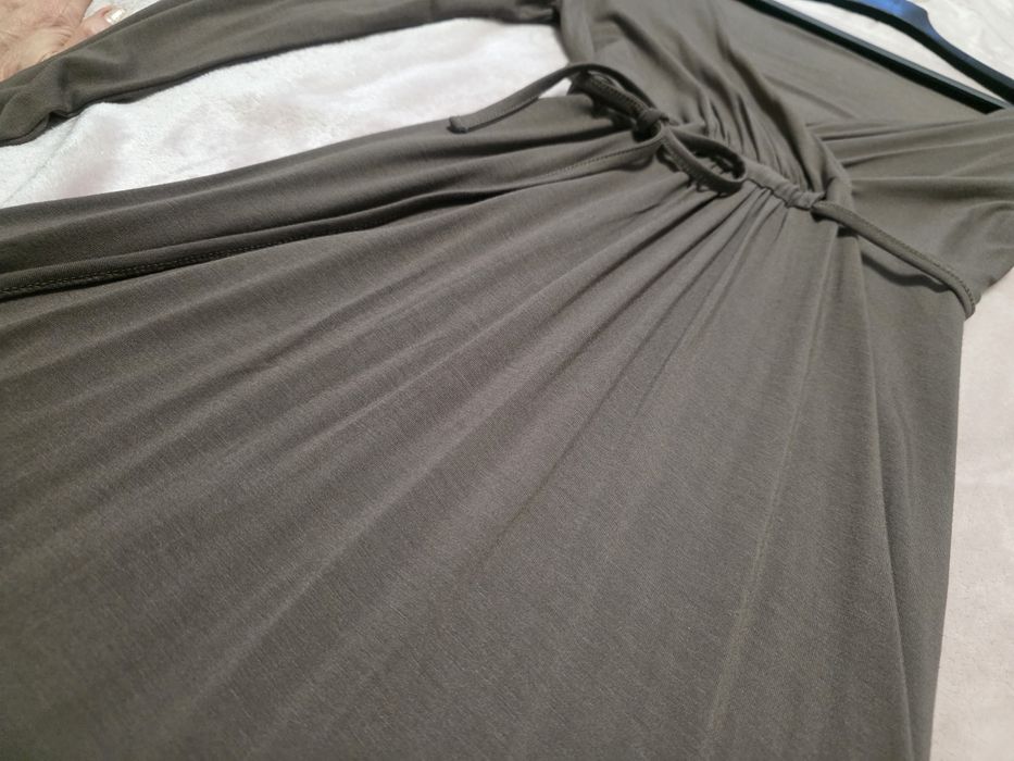 Sukienka nowa khaki