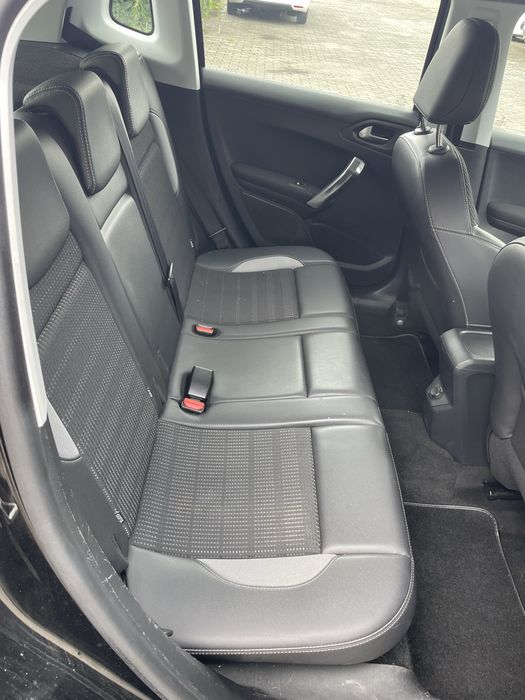Peugeot 2008 1.2 — photo 5