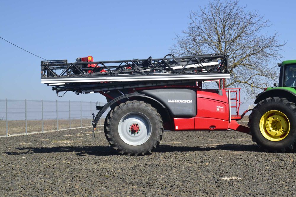 Обприскувач причіпний Horsch Leeb 6 LT