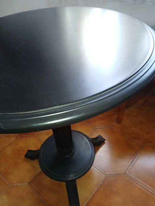 Mesas.sofa,movel de entrada e cadeira