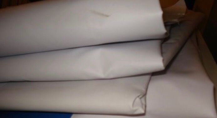 Продам баннера б/у. любой размер по 85 грн.м/кв...