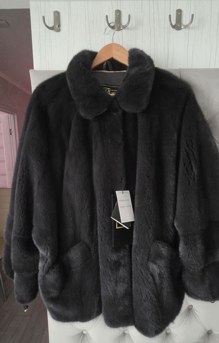 Продам норковую шубу