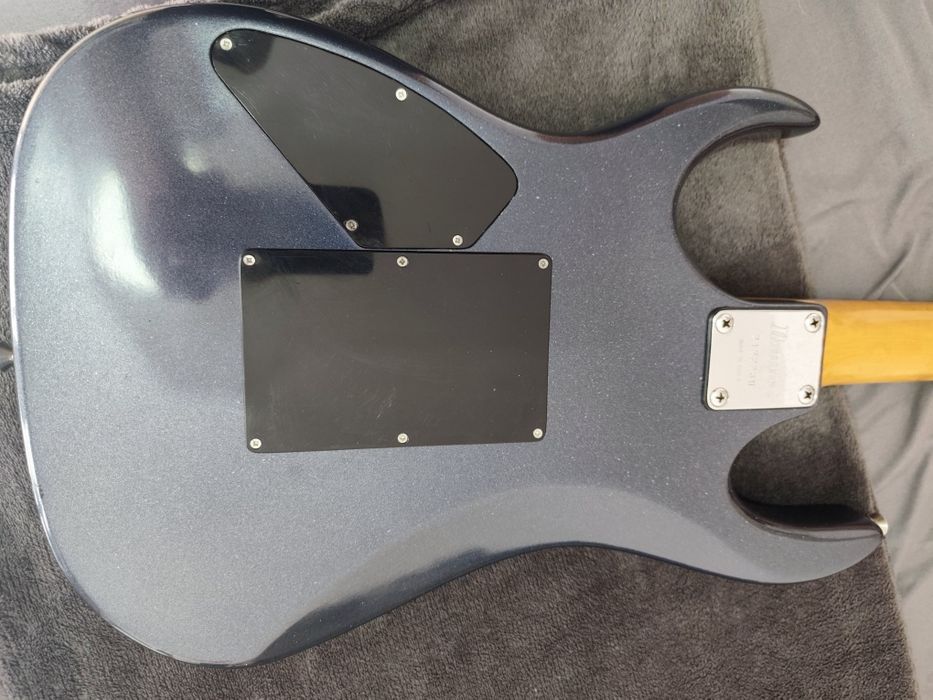 Guitarra Ibanez para restauro