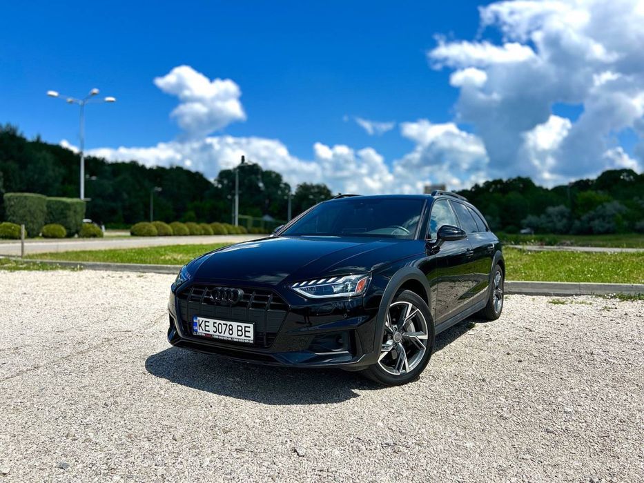Продам Audi a4 b9 allroad