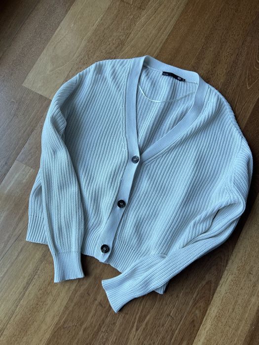 157 biały sweterek kardigan r. S/M