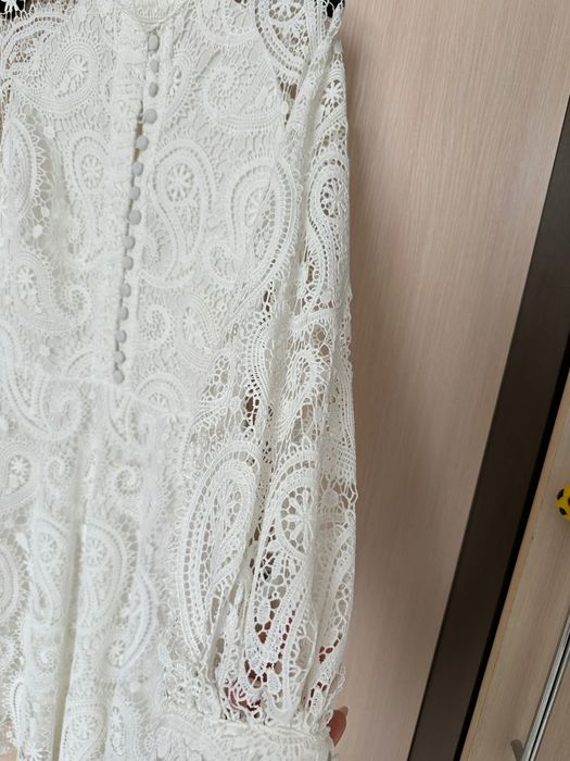 Продам плаття біле