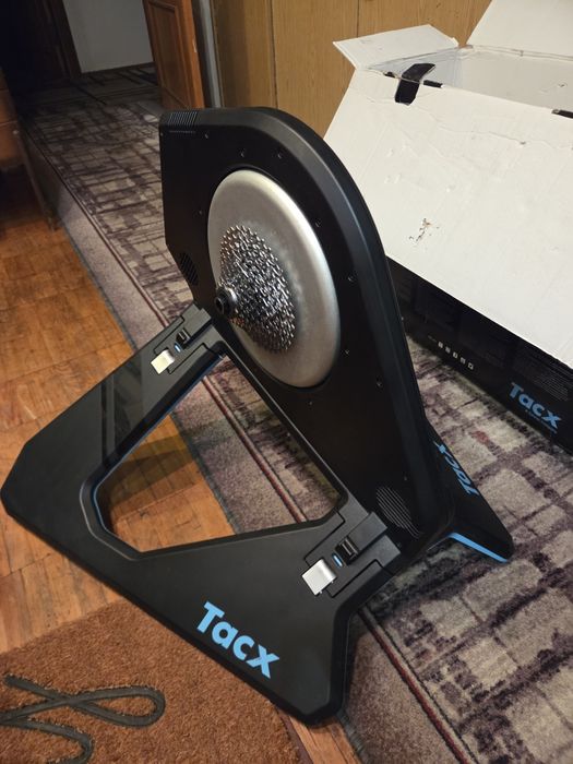 Велостанок Tacx Neo 2T smart