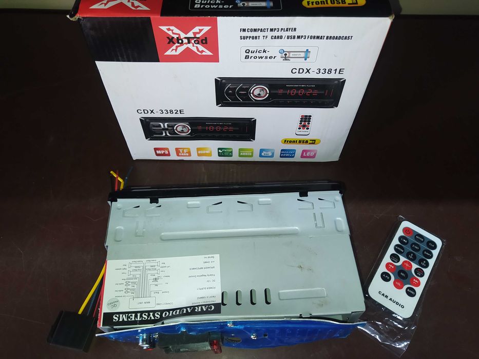 radio samochodowe na czesci niska cena wyprzedaz 1 din radio