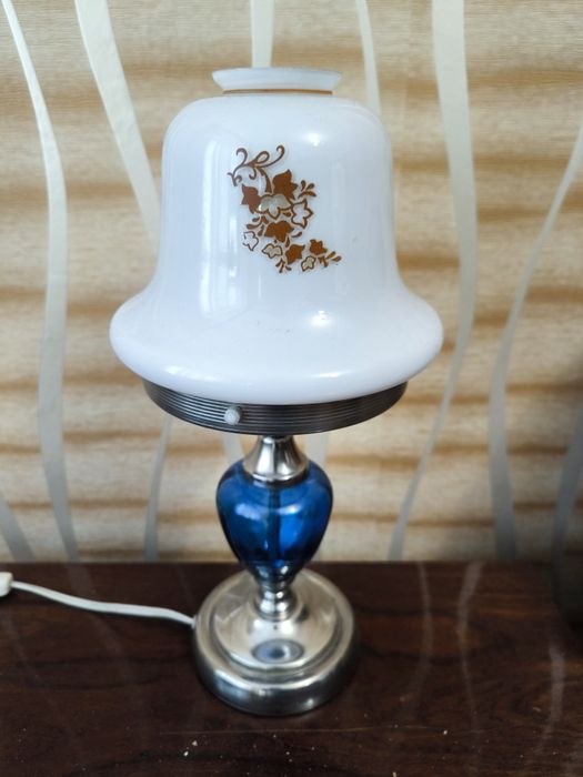 Лампа настольная