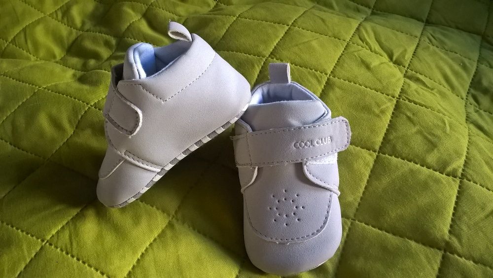 Garnitur na chrzest Coccodrillo rom. 74 chrzciny komplet