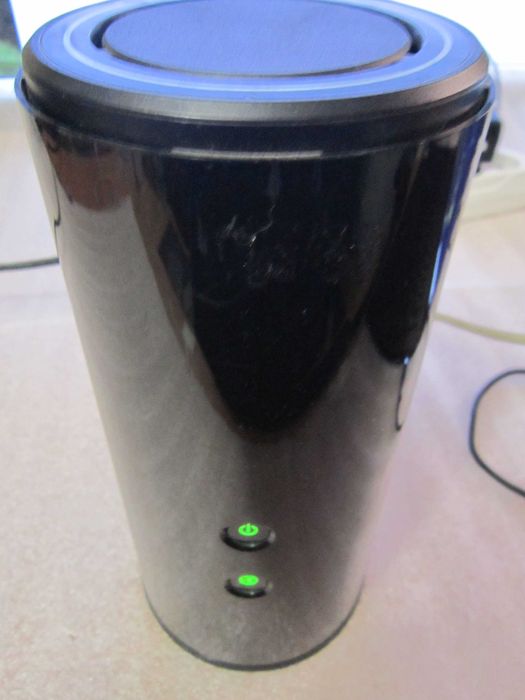 D-Link DIR-868L 802.11a/b/g/n/ac  1750Mb/s Gigabit