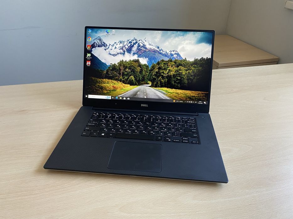 DELL XPS Precision 5510•15.6" FHD•Core i5-6300HQ•8/16•256 NVIDIA 2Gb