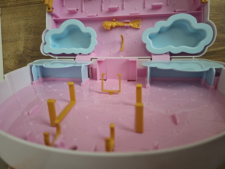 Walizka Poopsie tęczowa Chasmell Rainbow slime