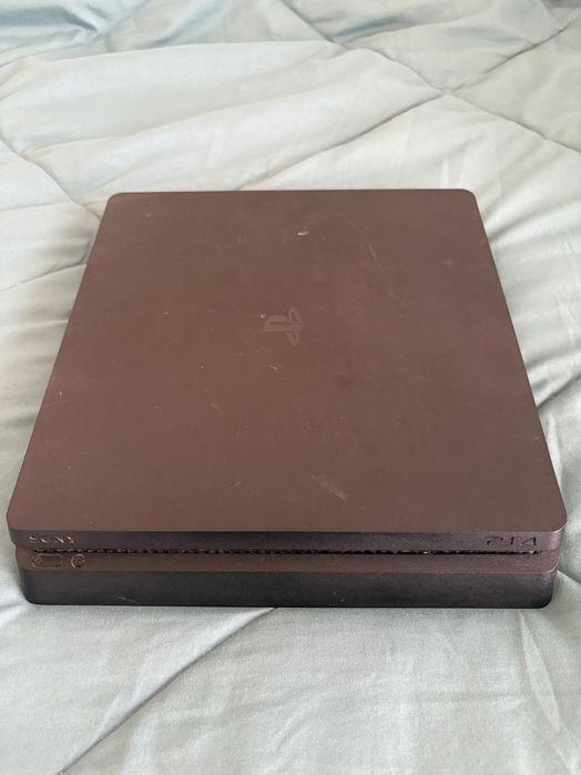 PlayStation 4 slim