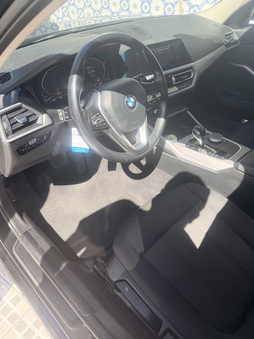 BMW 318d Touring Pack M | Automática | 2022 | Histórico BMW