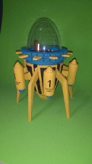 Nave do futuro Dragon ball Z