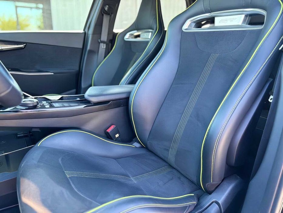 Kia EV6 GT      2023