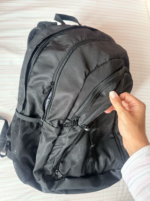 Mochila Adidas Prime 6 (grande, com 5 compartimentos, troco ou vendo)