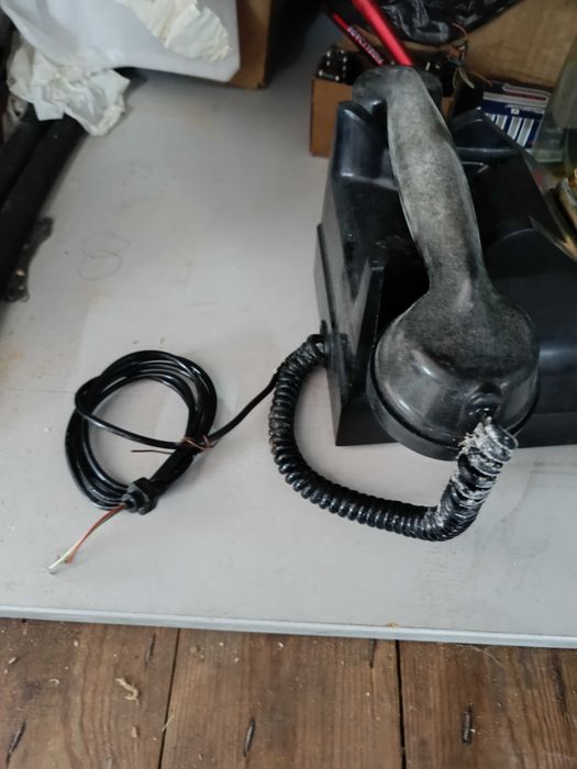 Telefone antigo 332 - A TRABALHAR Colecionador