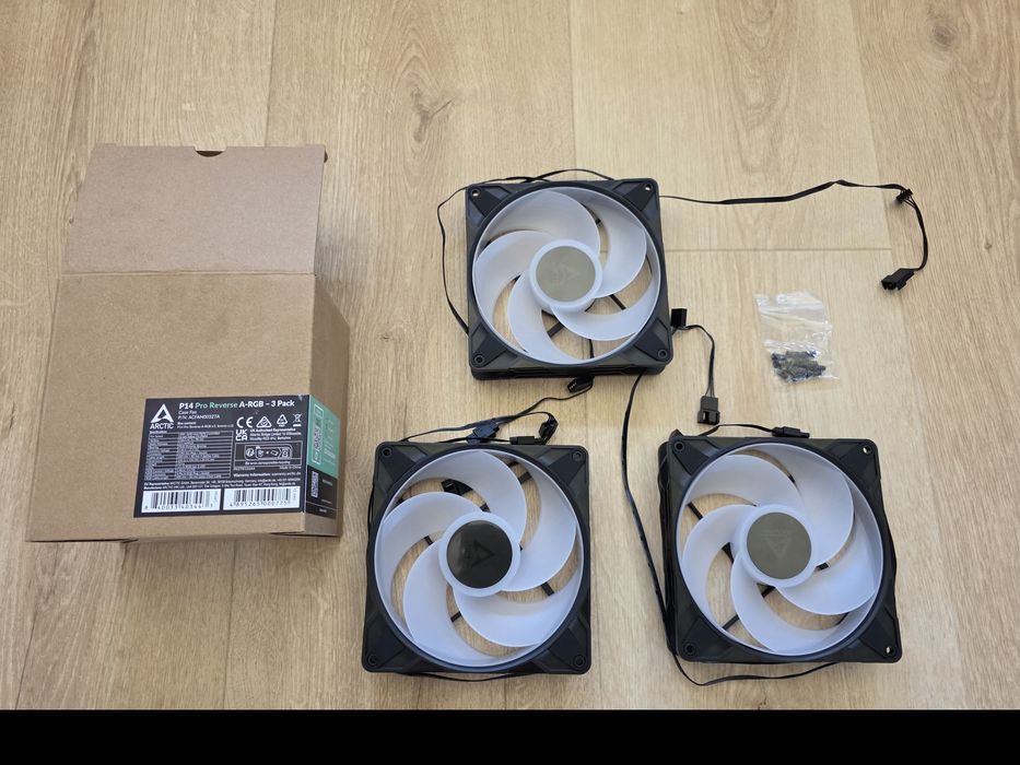 Arctic p14 pro reverse argb 3 pack