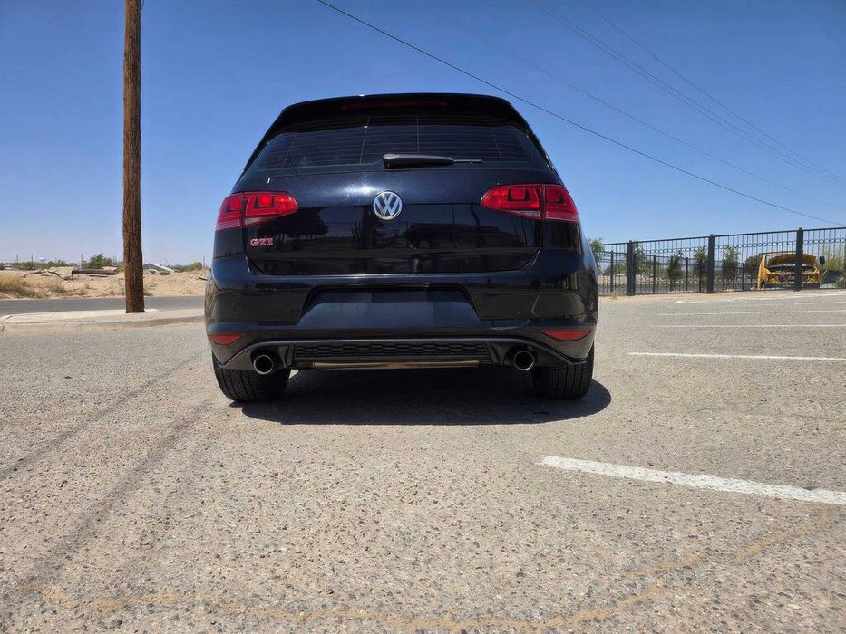 Volkswagen Golf GTI S      2015