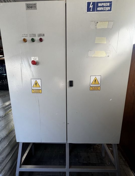 Rozdzielnia nN wraz z osprzętem