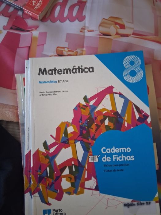 Livros várias diaciplinas 8 ano