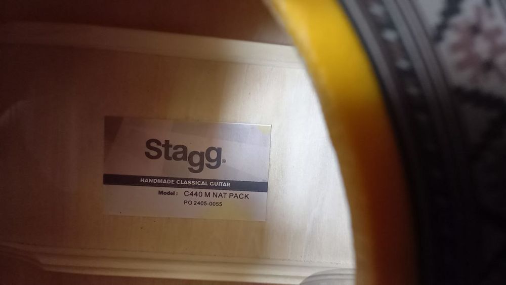 Гитара 6 струнная