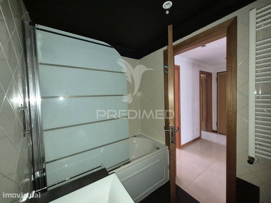 Apartamento T2-3Ass.Feijó-Vale Flor de Baixo-Almada