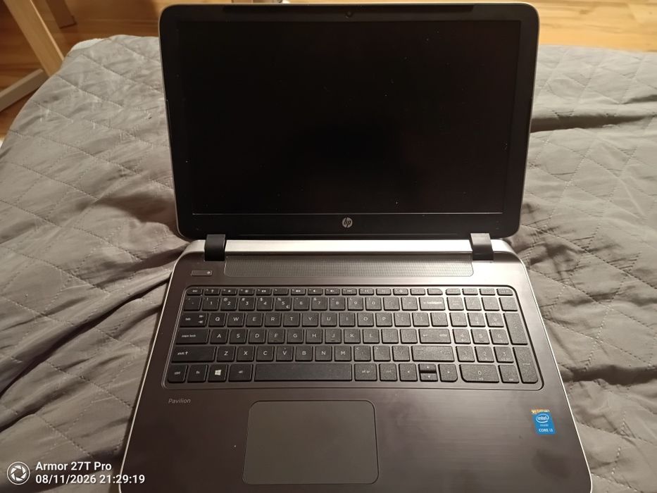 HP Pavilion 15 i3 2.10 GHz