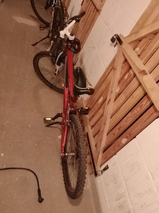 Sprzedam rower młodzieżowy 24 całe MAXIM
