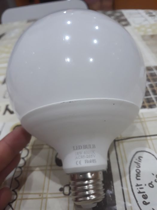Vendo lampada 18w