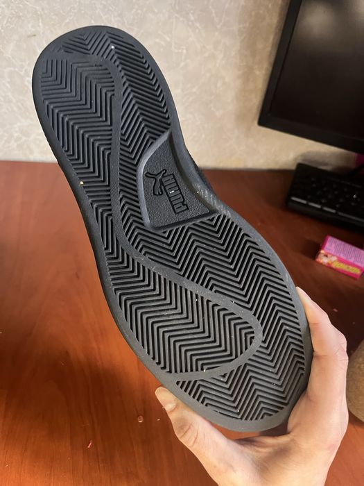 Кросівки пума 42 розмір кросівки.ідеальному стані оригінальна коробка