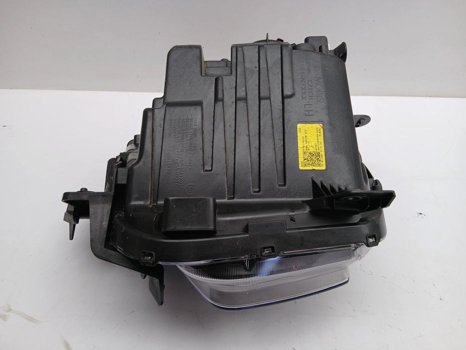 Ótica / farol esquerda HYUNDAI Tucson (NX4E)