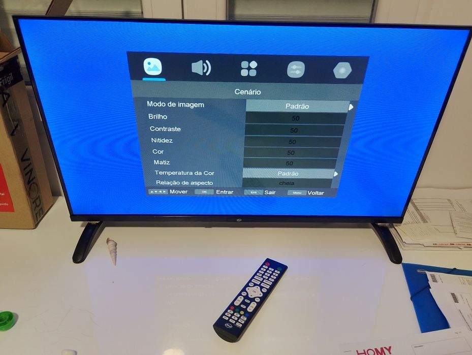 Vendo tv 32" em ótimo estado pouco usada