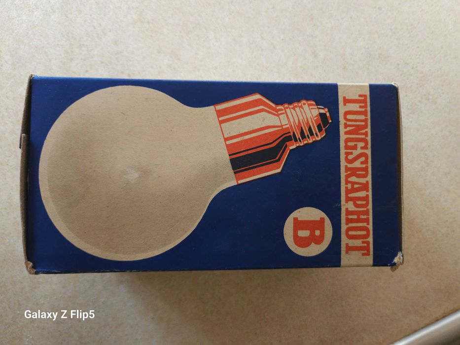 Żarówka 500 W  110V  Tungsraphot  nowa